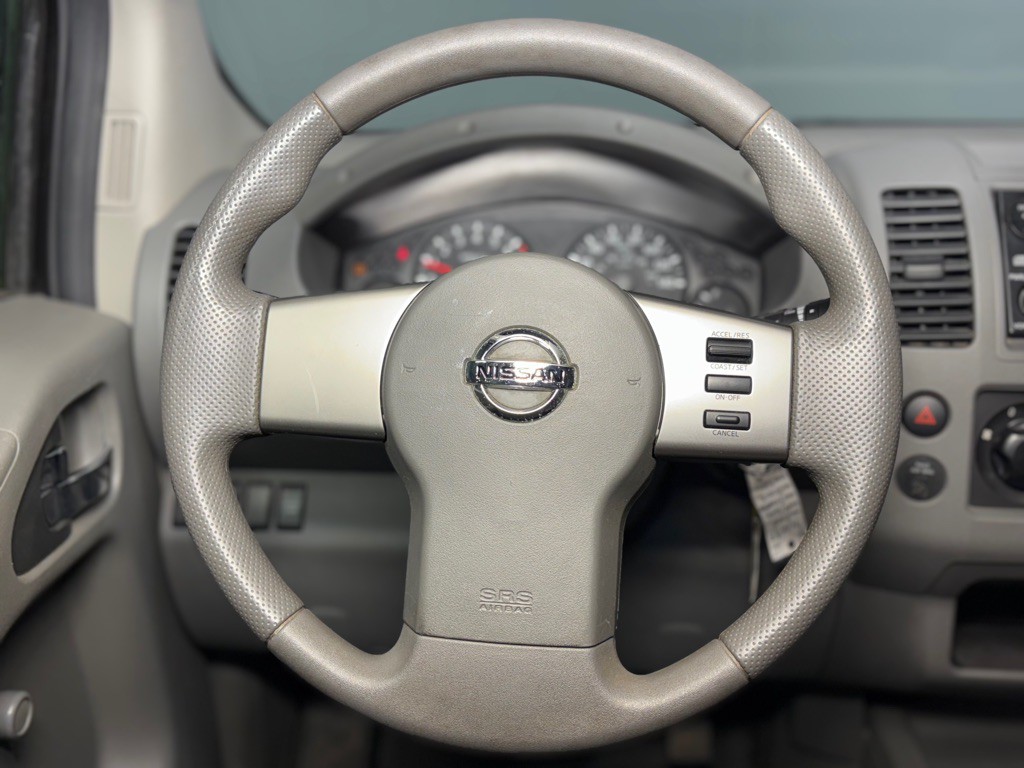 2006 Nissan Frontier Image 15