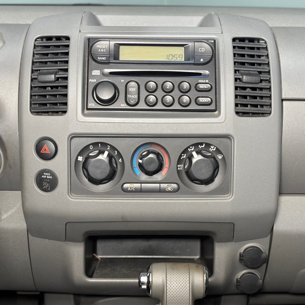 2006 Nissan Frontier Image 16