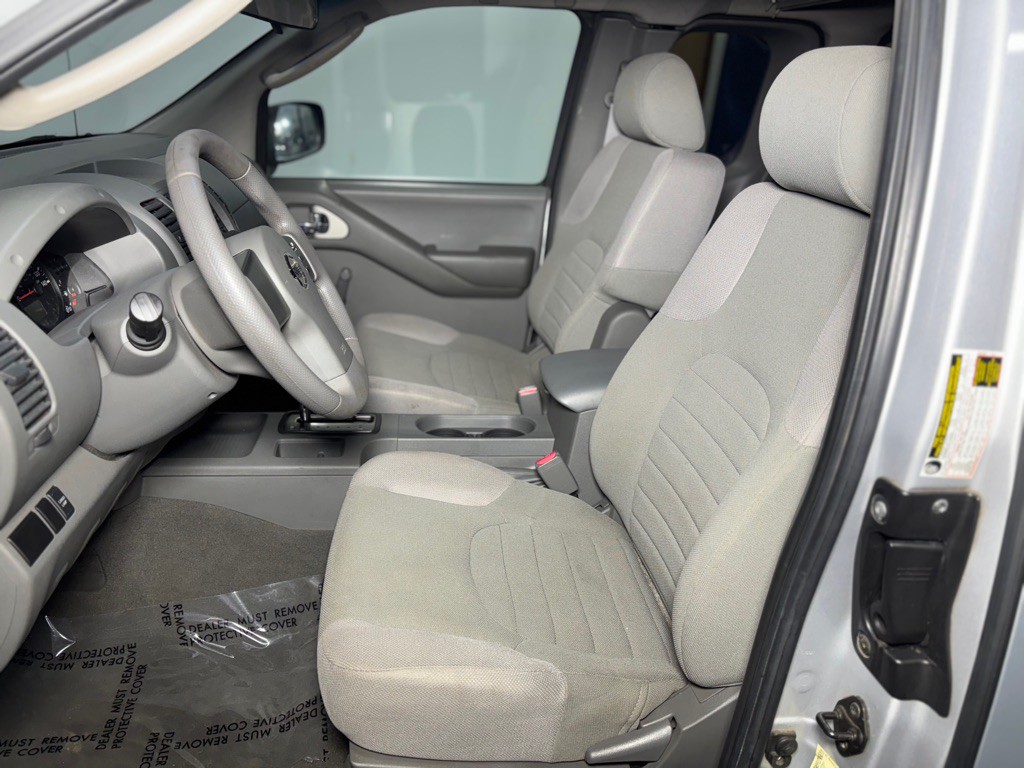 2006 Nissan Frontier Image 21