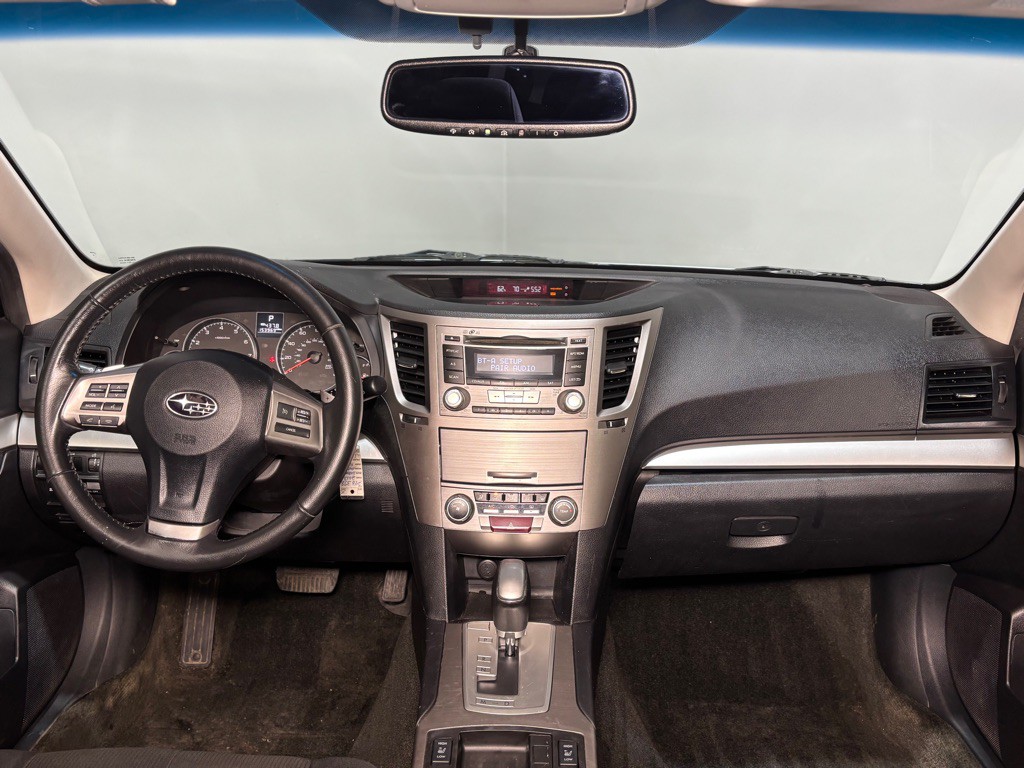 2013 Subaru Outback Image 12