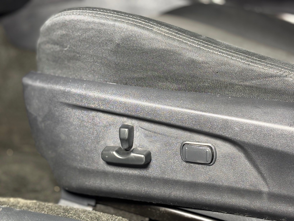 2013 Subaru Outback Image 24