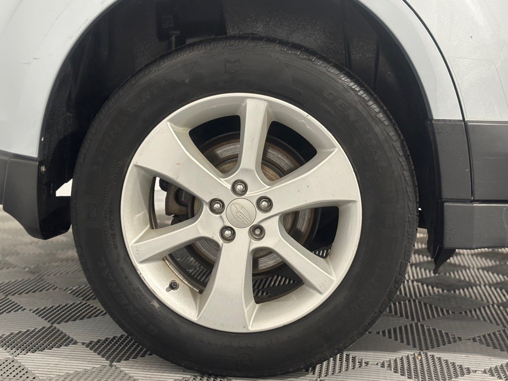 2013 Subaru Outback Image 37