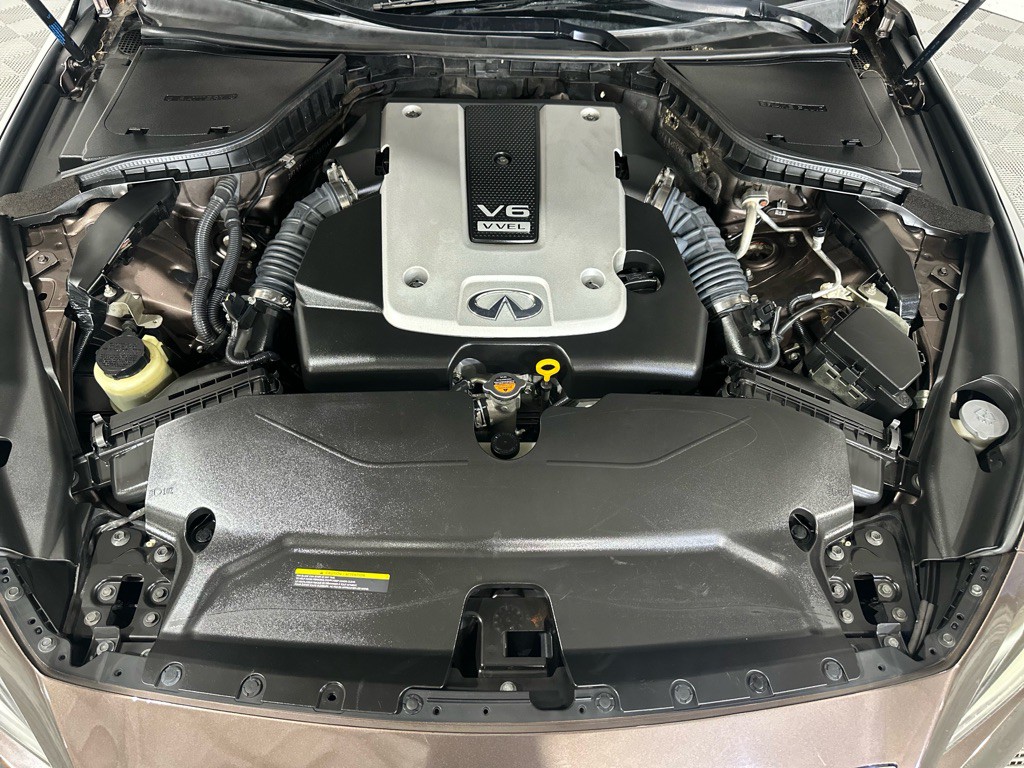 2015 INFINITI Q50 Image 41