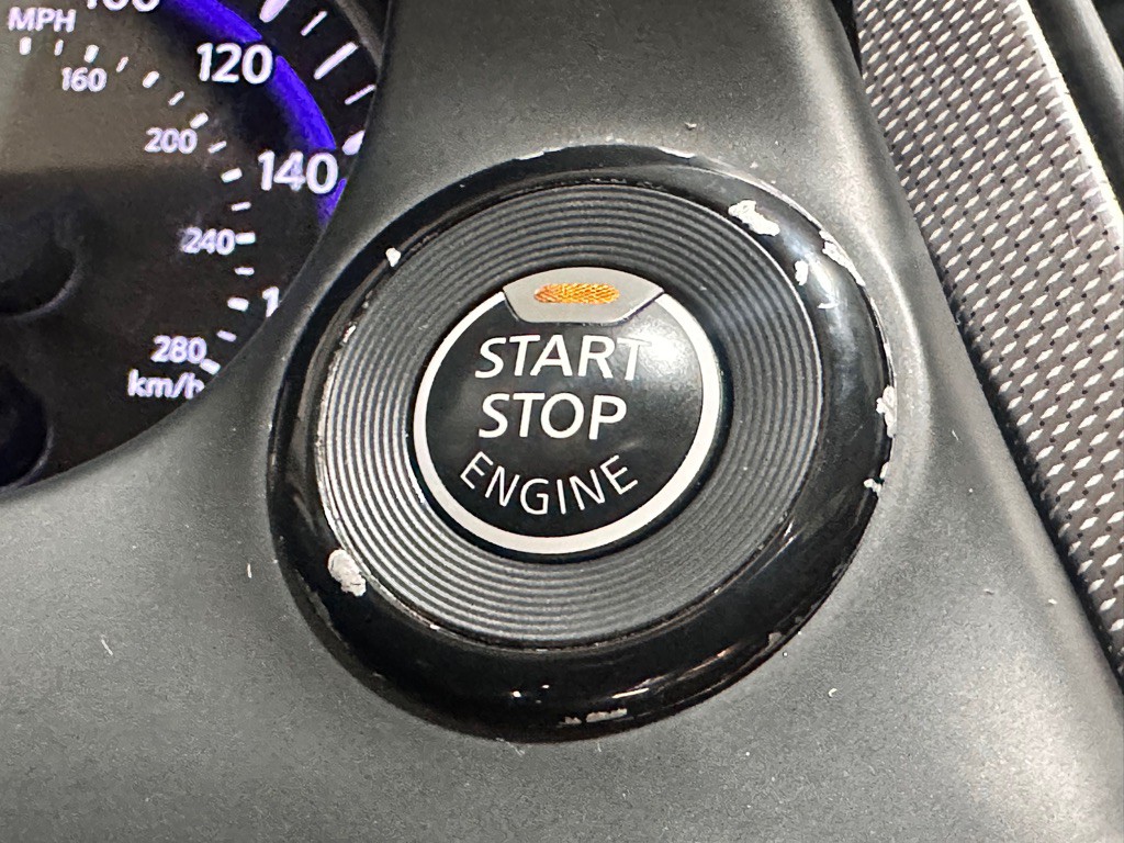 2015 INFINITI Q50 Image 24