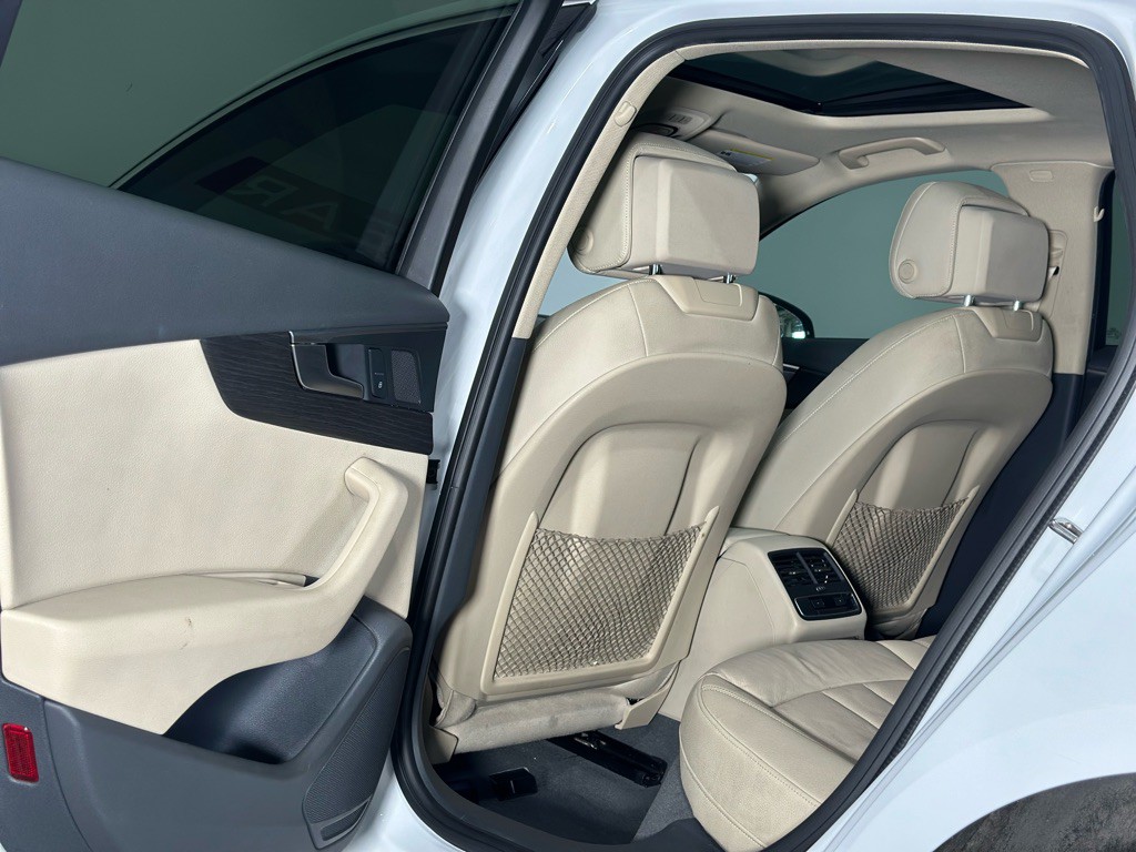 2019 Audi A4 Image 13