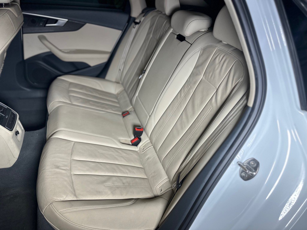 2019 Audi A4 Image 28