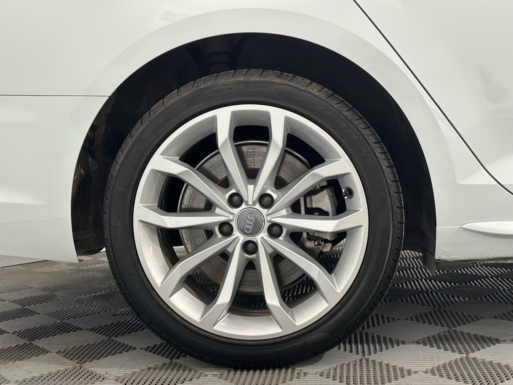 2019 Audi A4 Image 40