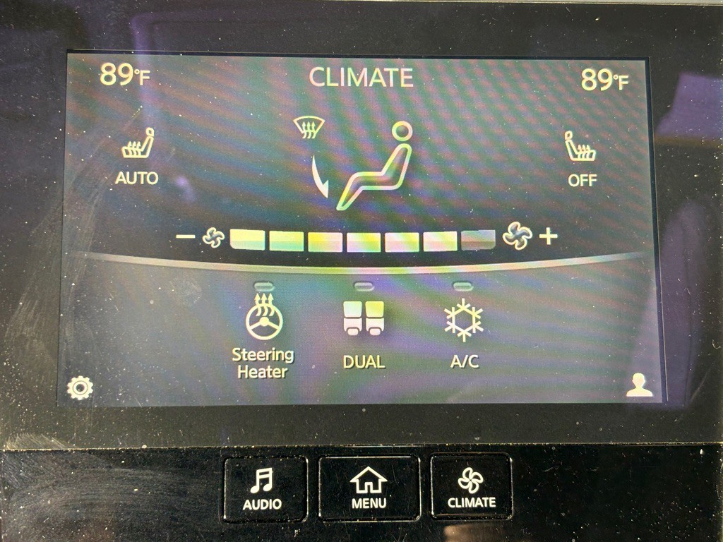 2017 INFINITI Q60 Image 18