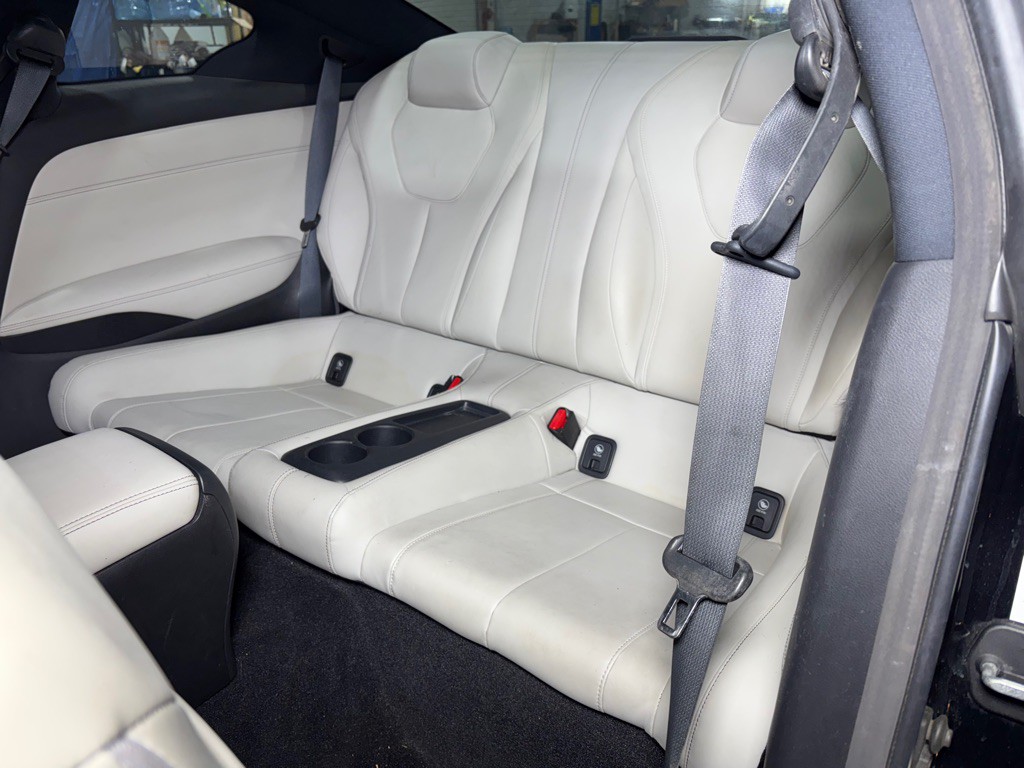 2017 INFINITI Q60 Image 27