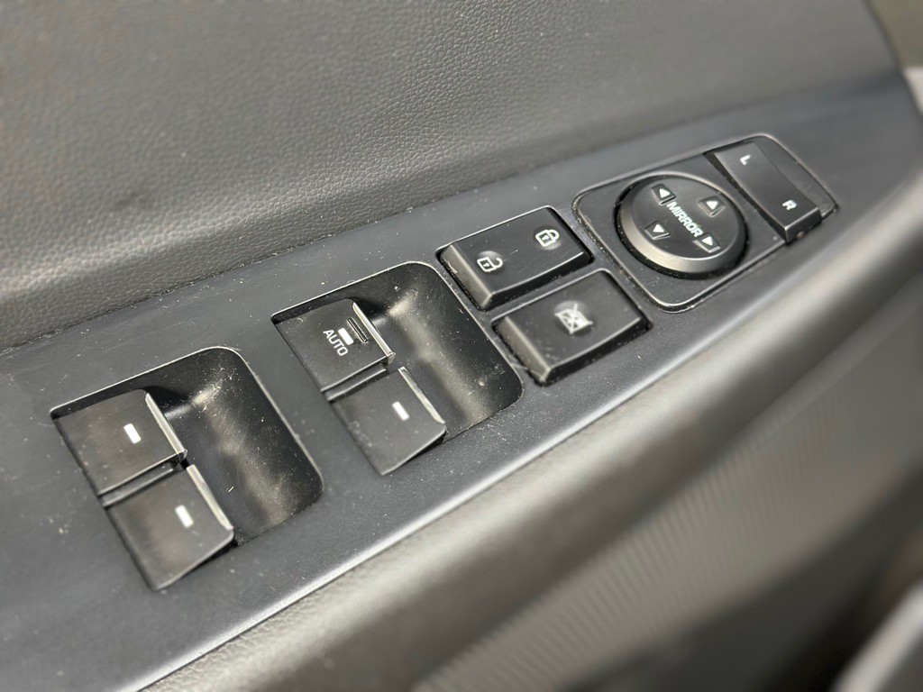 2016 Hyundai Tucson Image 33