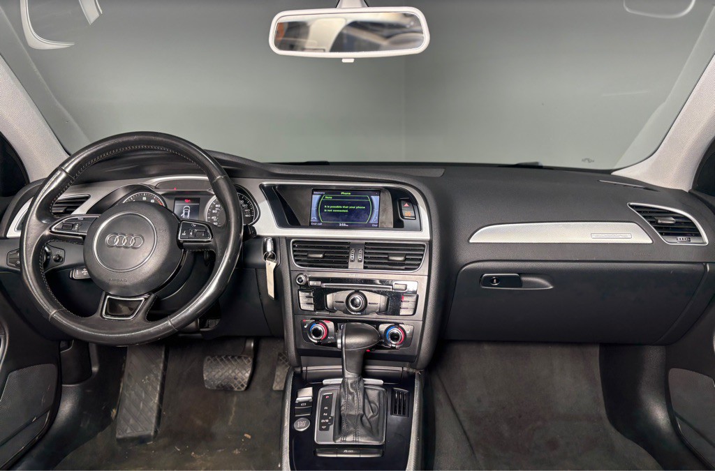 2016 Audi A4 Image 12