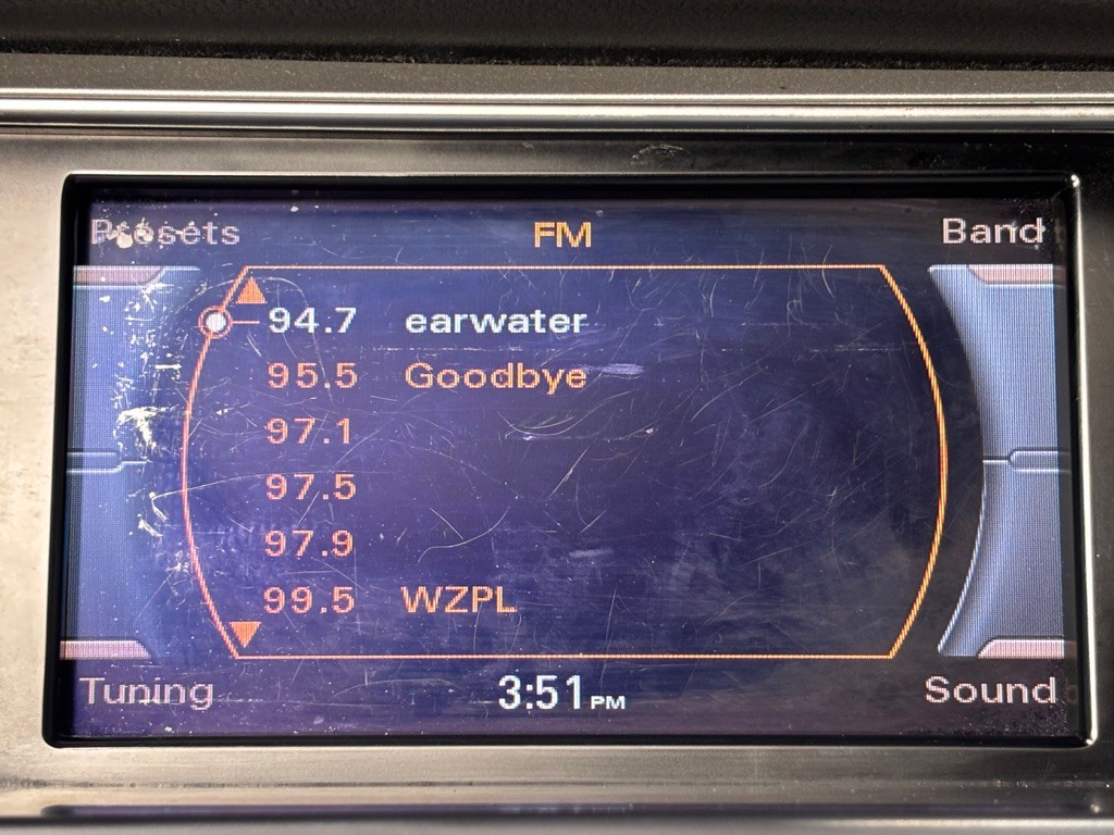 2016 Audi A4 Image 17