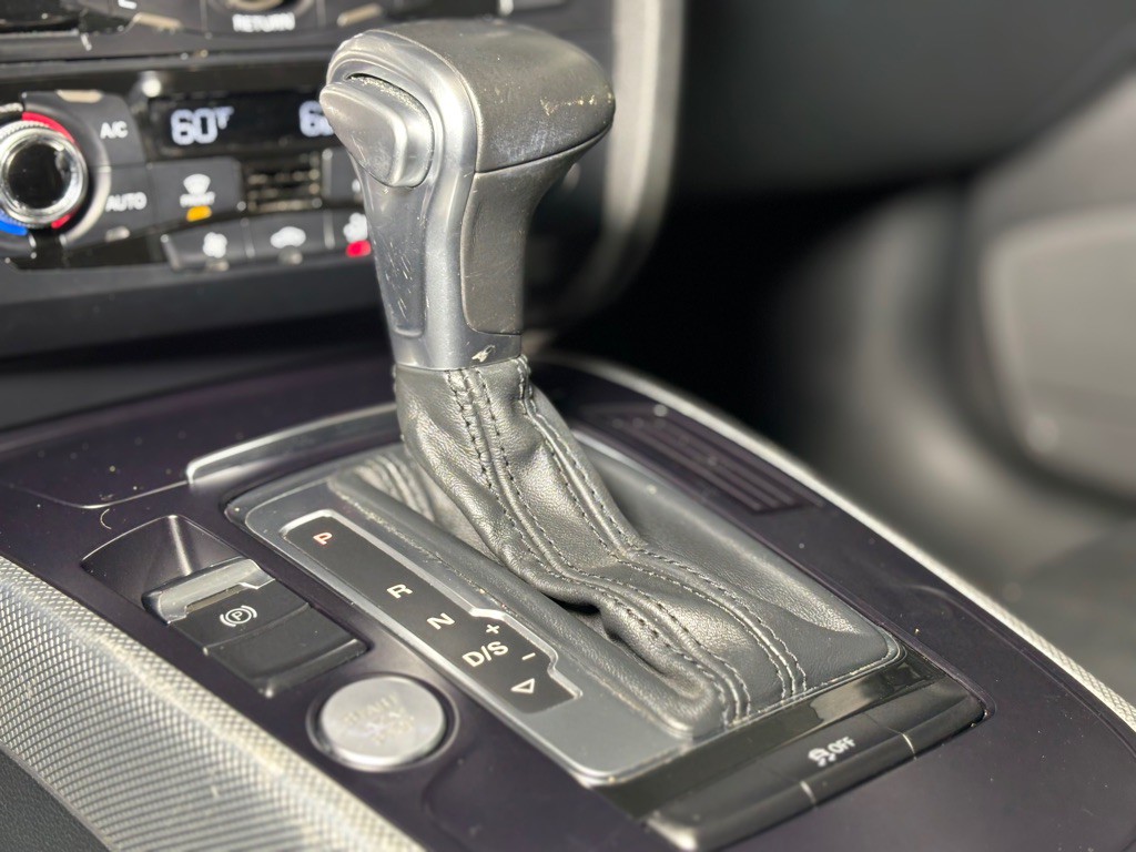 2016 Audi A4 Image 19