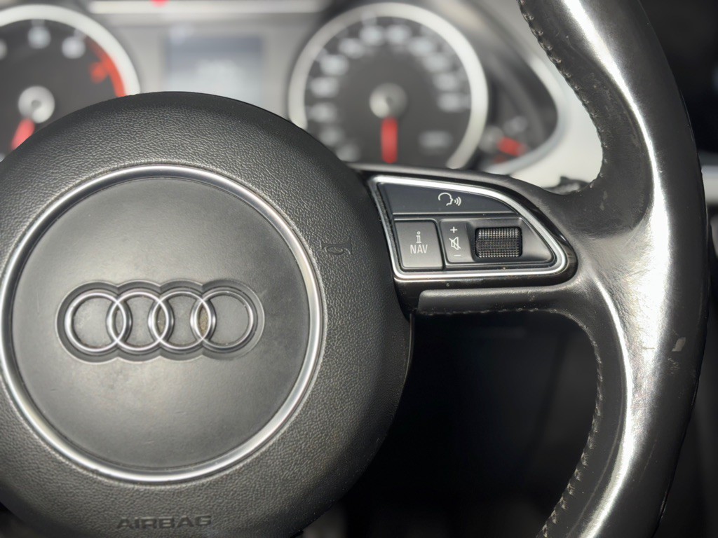 2016 Audi A4 Image 28