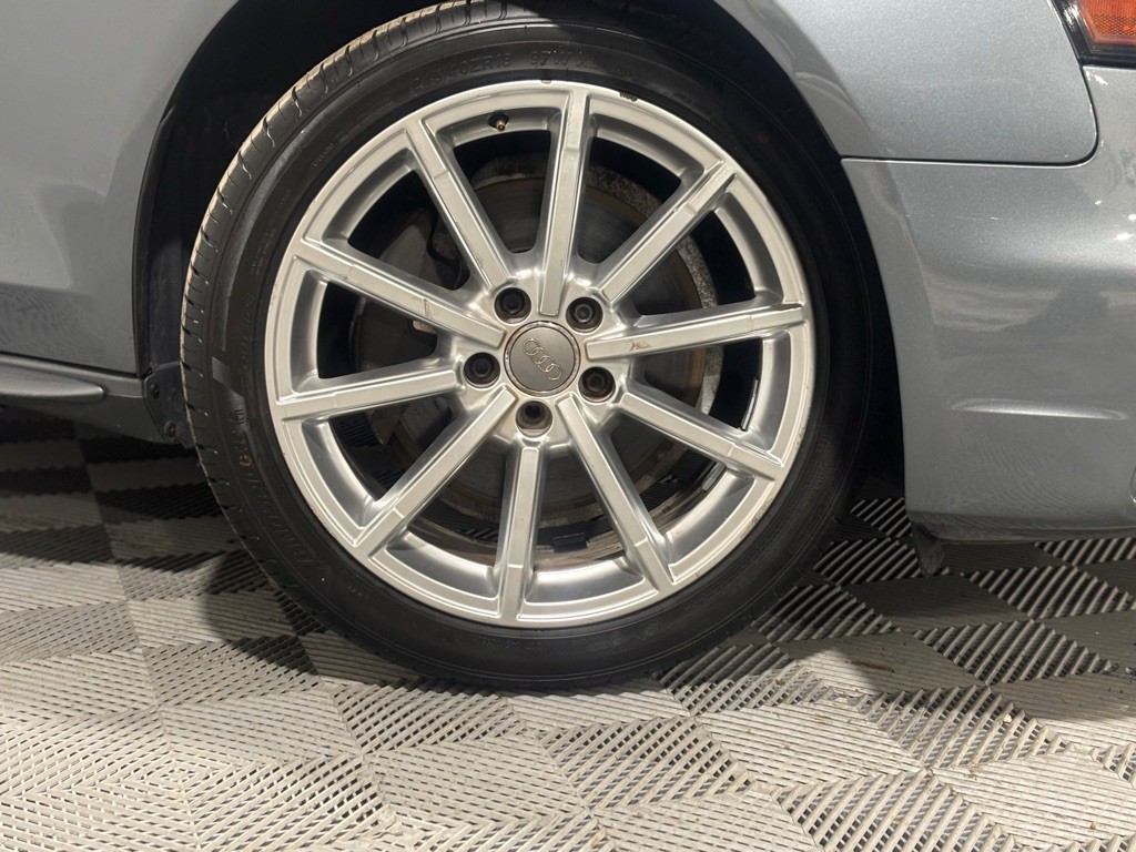 2016 Audi A4 Image 35