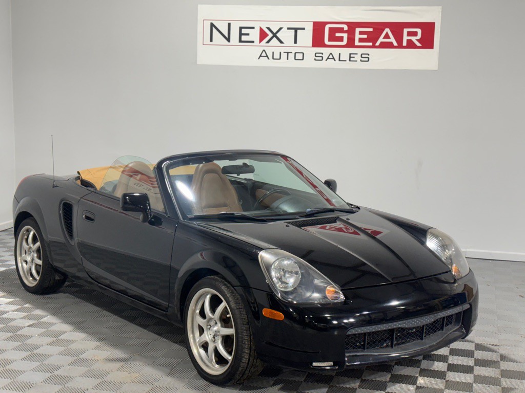 2002 Toyota MR2 Image 8