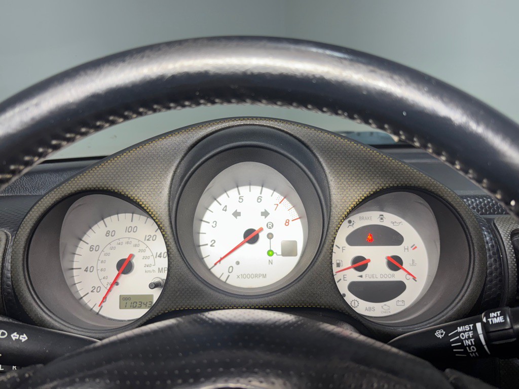 2002 Toyota MR2 Image 15