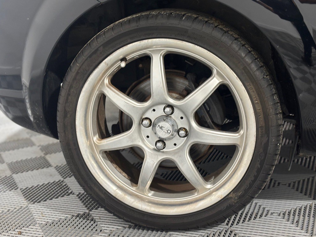 2002 Toyota MR2 Image 30