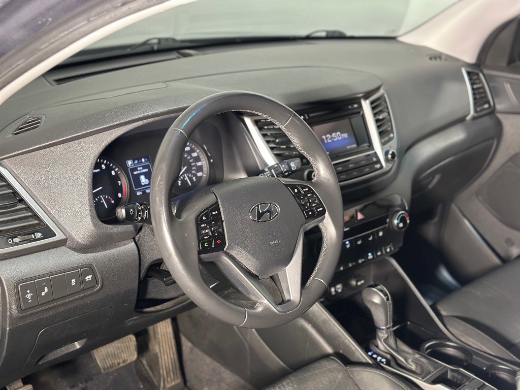 2016 Hyundai Tucson Image 27