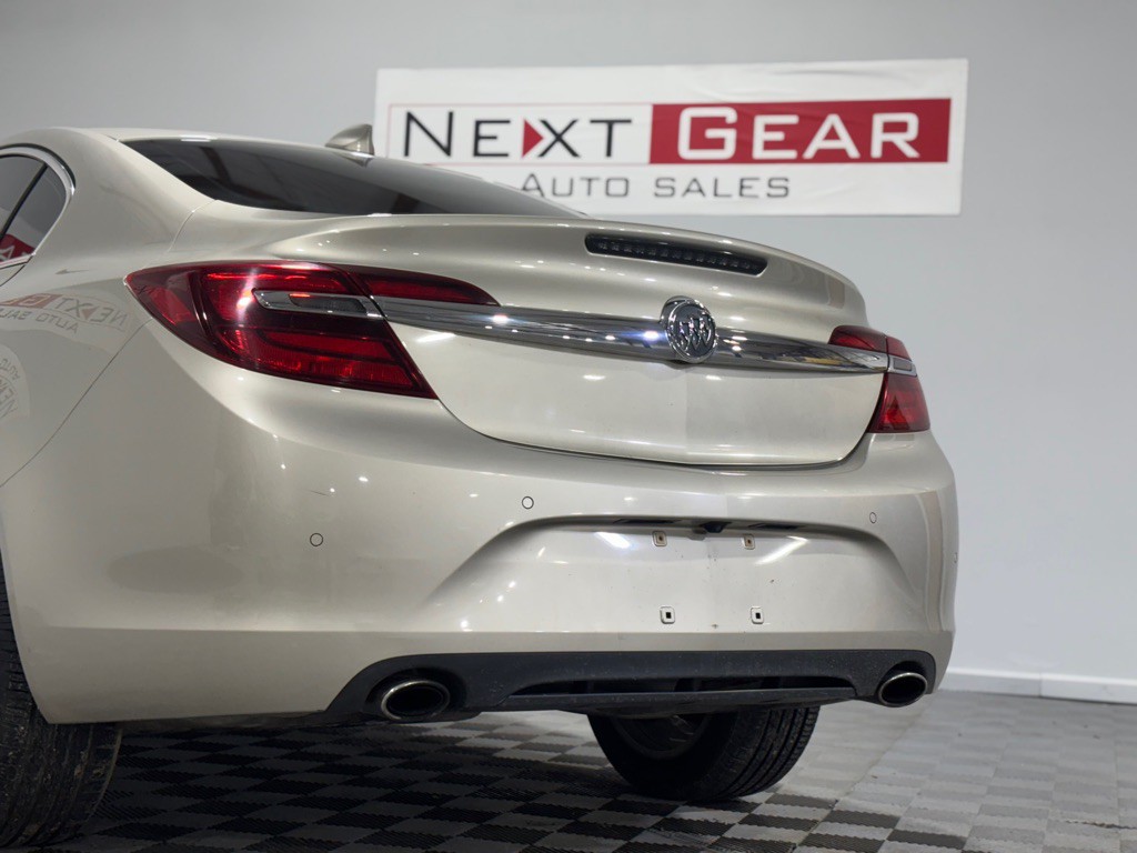 2016 Buick Regal Image 8