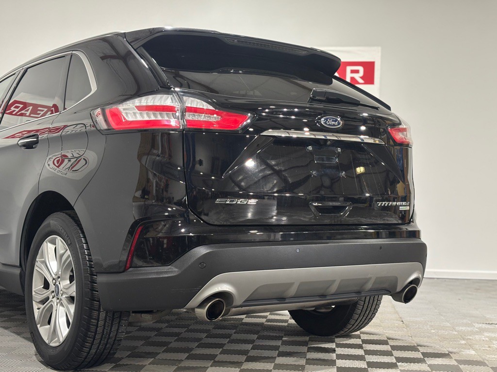 2019 Ford Edge Image 7