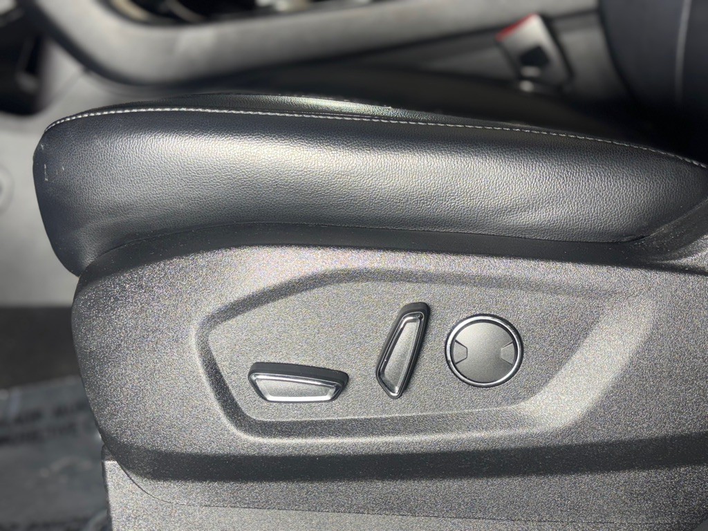 2019 Ford Edge Image 23