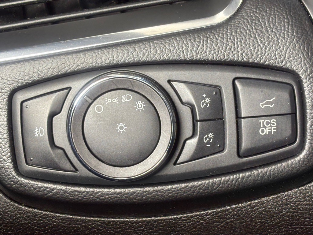 2019 Ford Edge Image 29