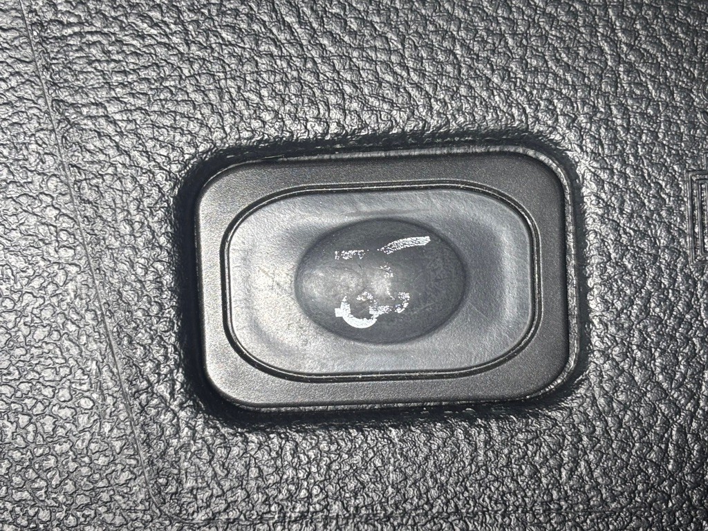 2019 Ford Edge Image 32