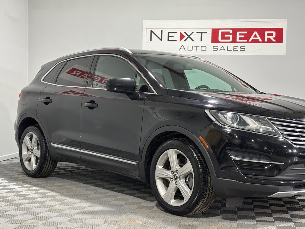 2016 Lincoln MKC Image 2