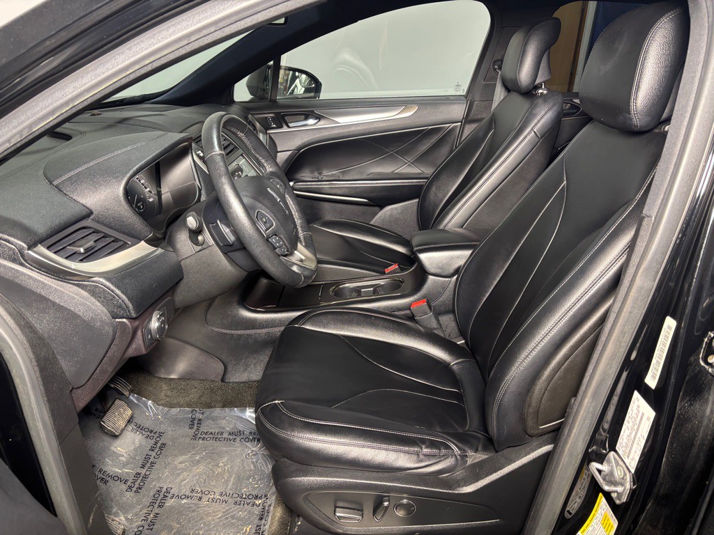 2016 Lincoln MKC Image 24