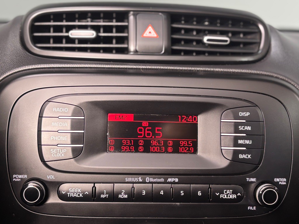 2015 Kia Soul Image 16