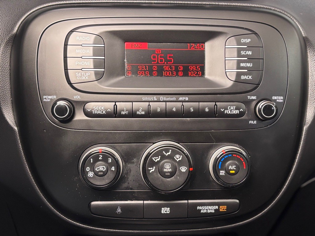 2015 Kia Soul Image 17