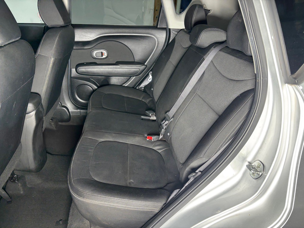 2015 Kia Soul Image 21