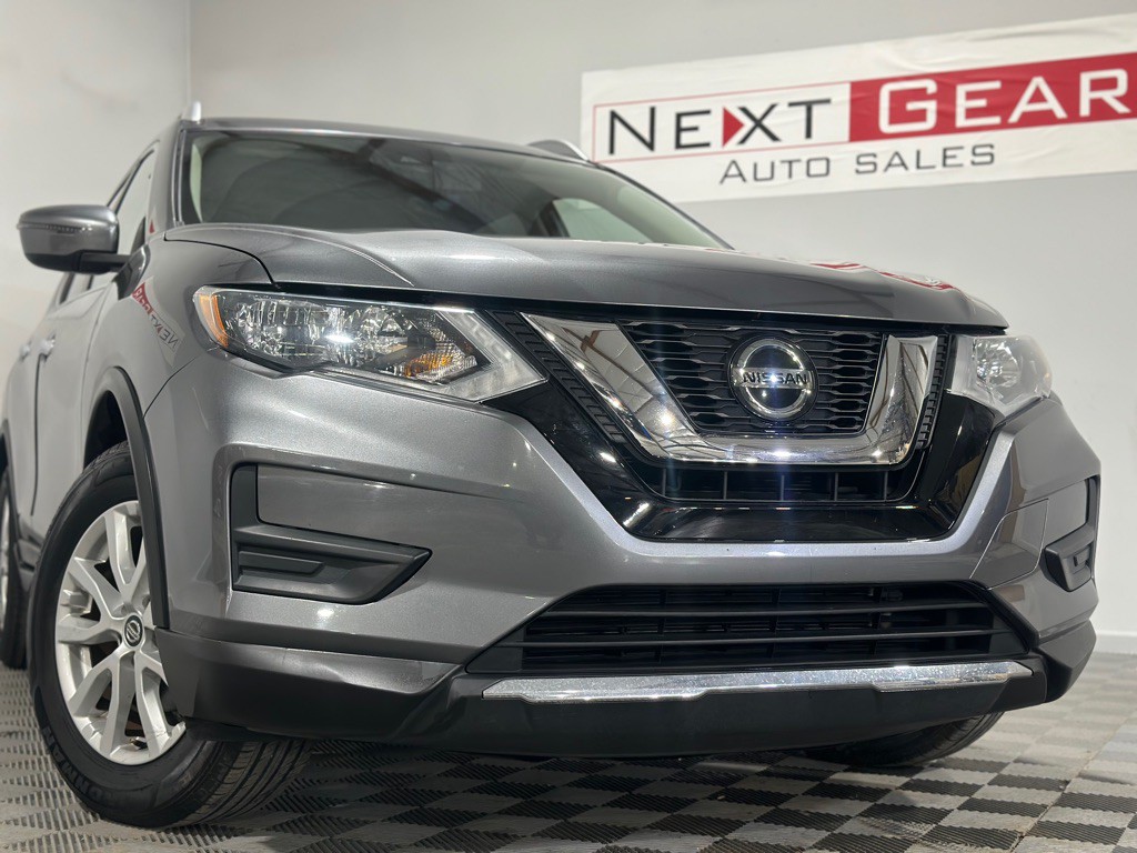 2019 Nissan Rogue Image 3