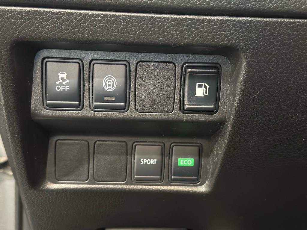 2019 Nissan Rogue Image 22