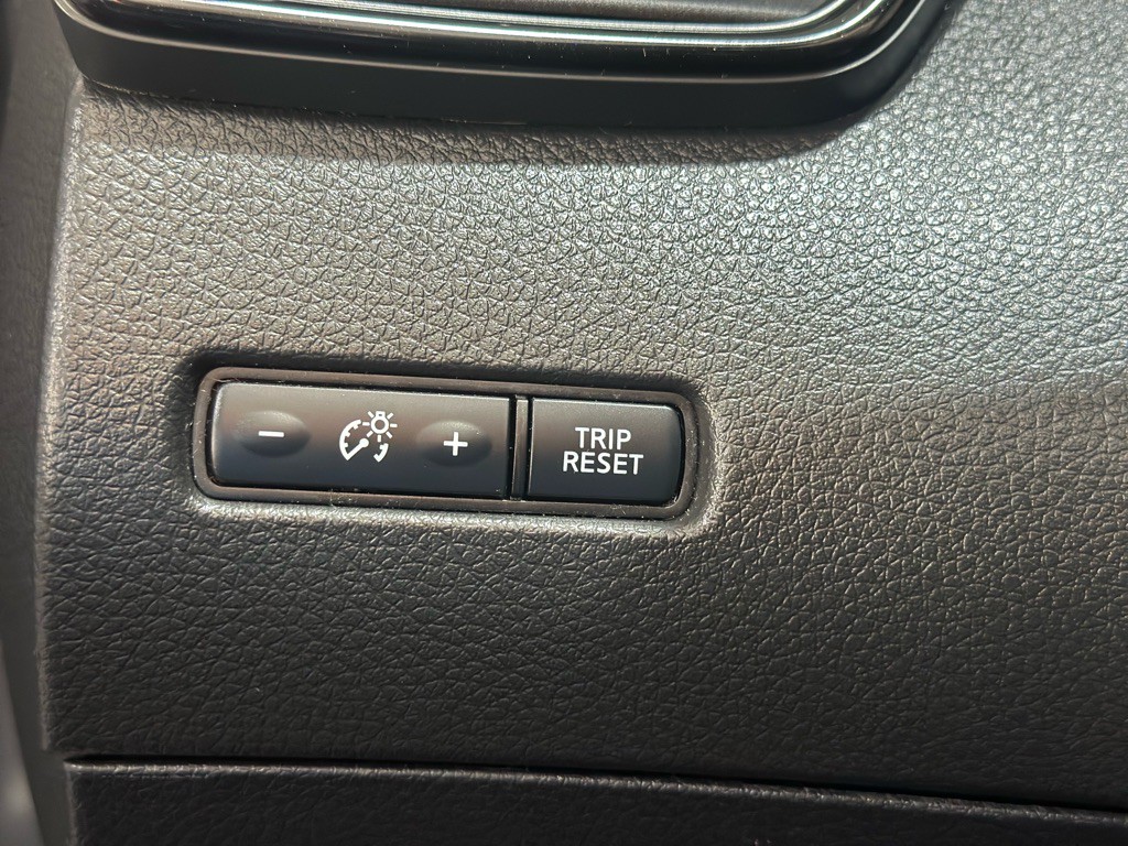 2019 Nissan Rogue Image 29