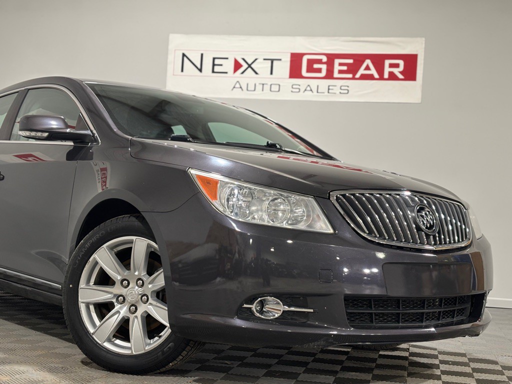 2013 Buick Lacrosse Image 3