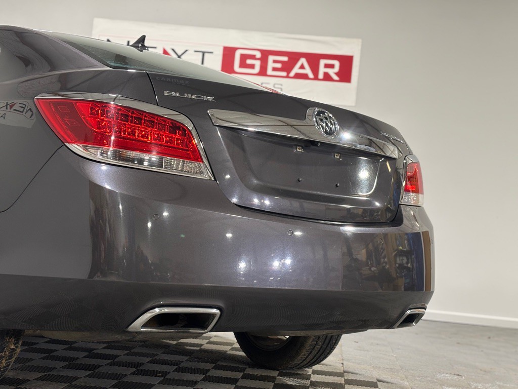 2013 Buick Lacrosse Image 9