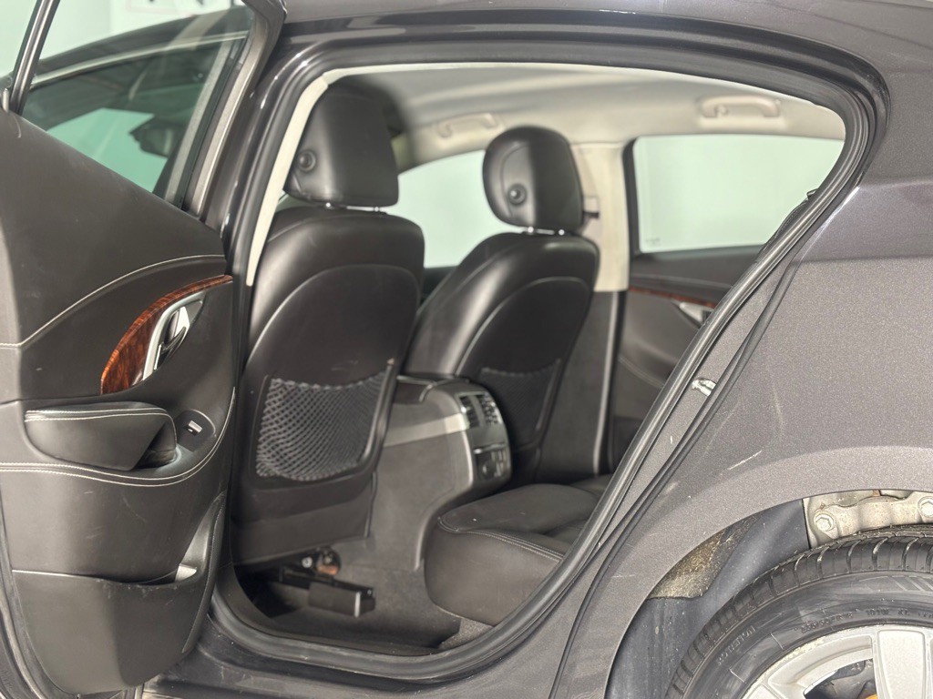 2013 Buick Lacrosse Image 13