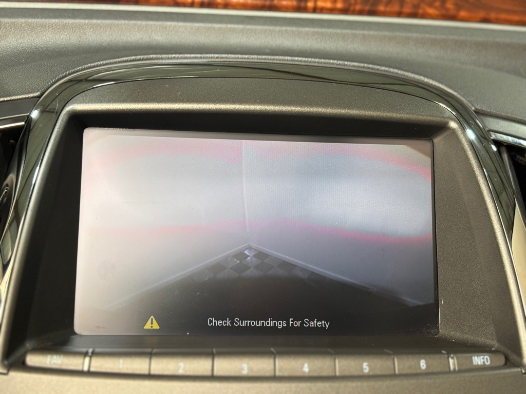 2013 Buick Lacrosse Image 21