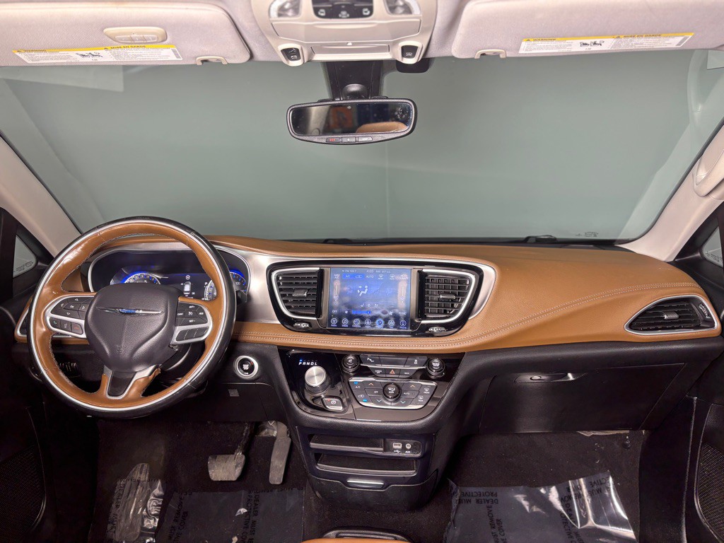 2017 Chrysler Pacifica Image 12