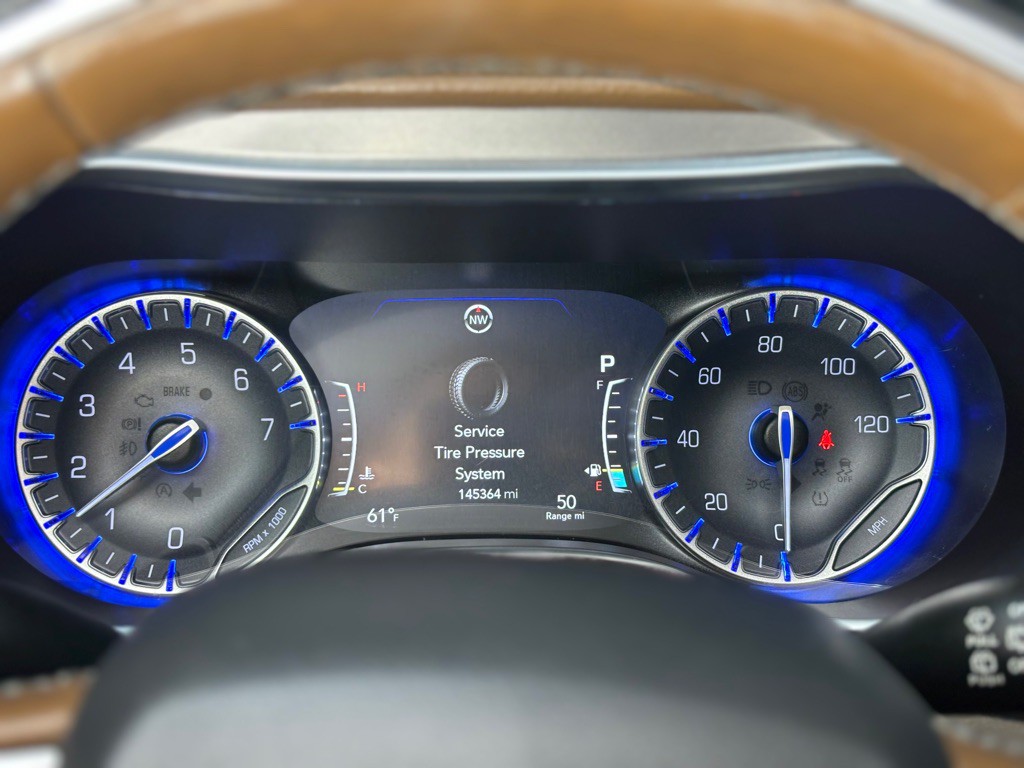 2017 Chrysler Pacifica Image 14