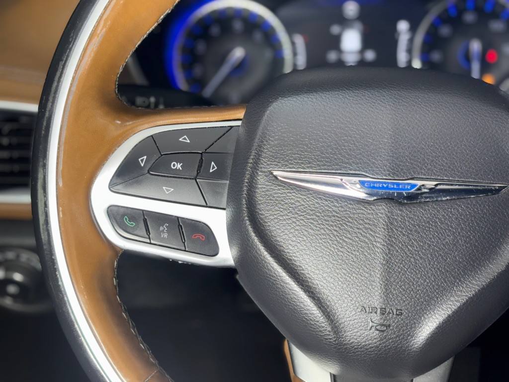 2017 Chrysler Pacifica Image 29