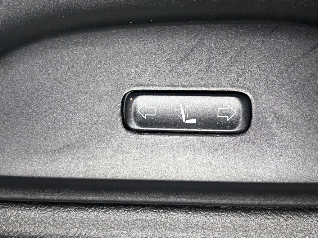 2017 Chrysler Pacifica Image 33