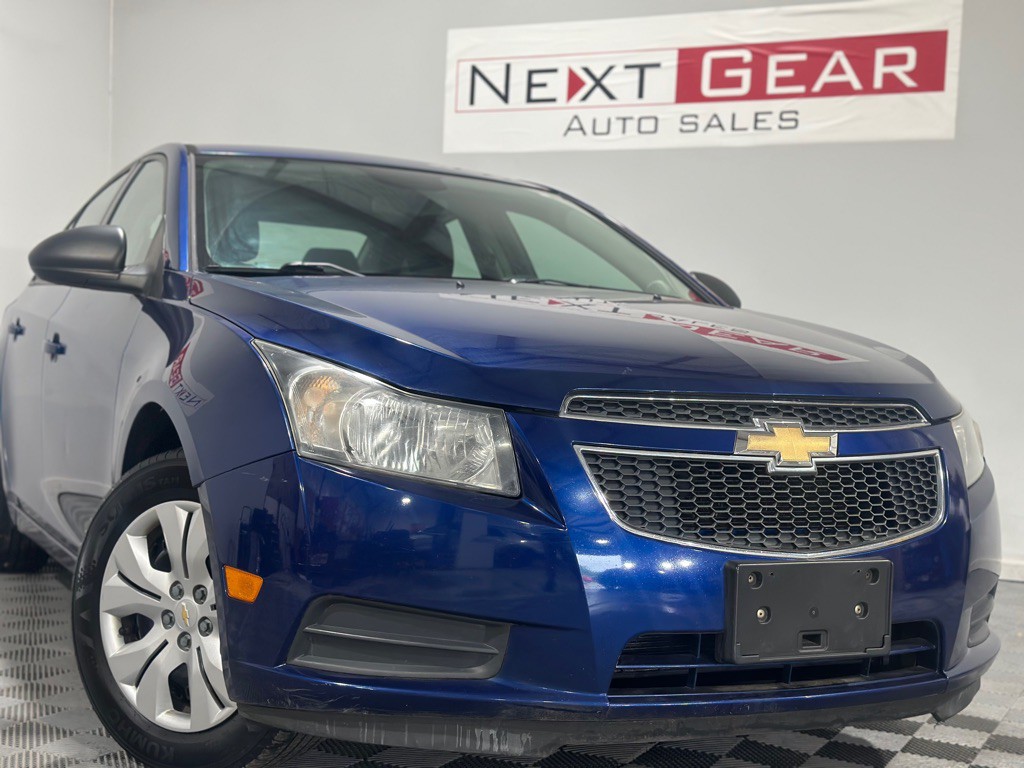 2013 Chevrolet Cruze Image 4