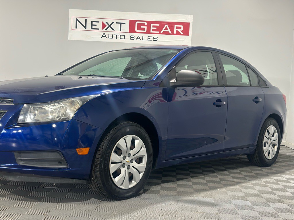 2013 Chevrolet Cruze Image 6