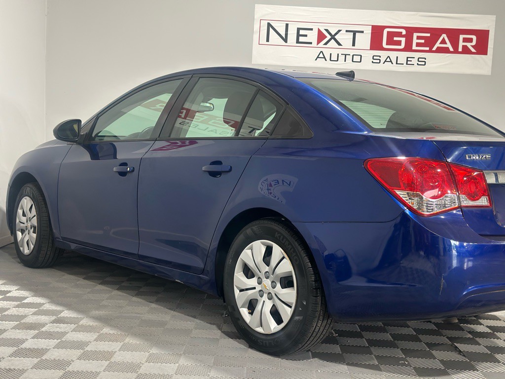 2013 Chevrolet Cruze Image 7