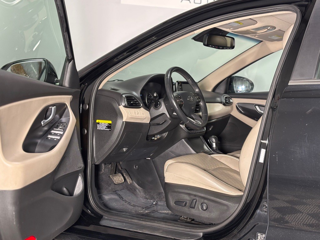 2018 Hyundai Elantra Image 11