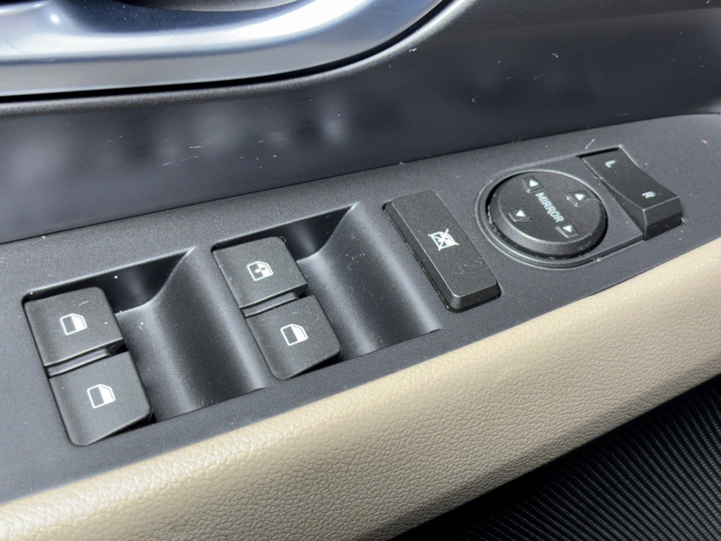 2018 Hyundai Elantra Image 21