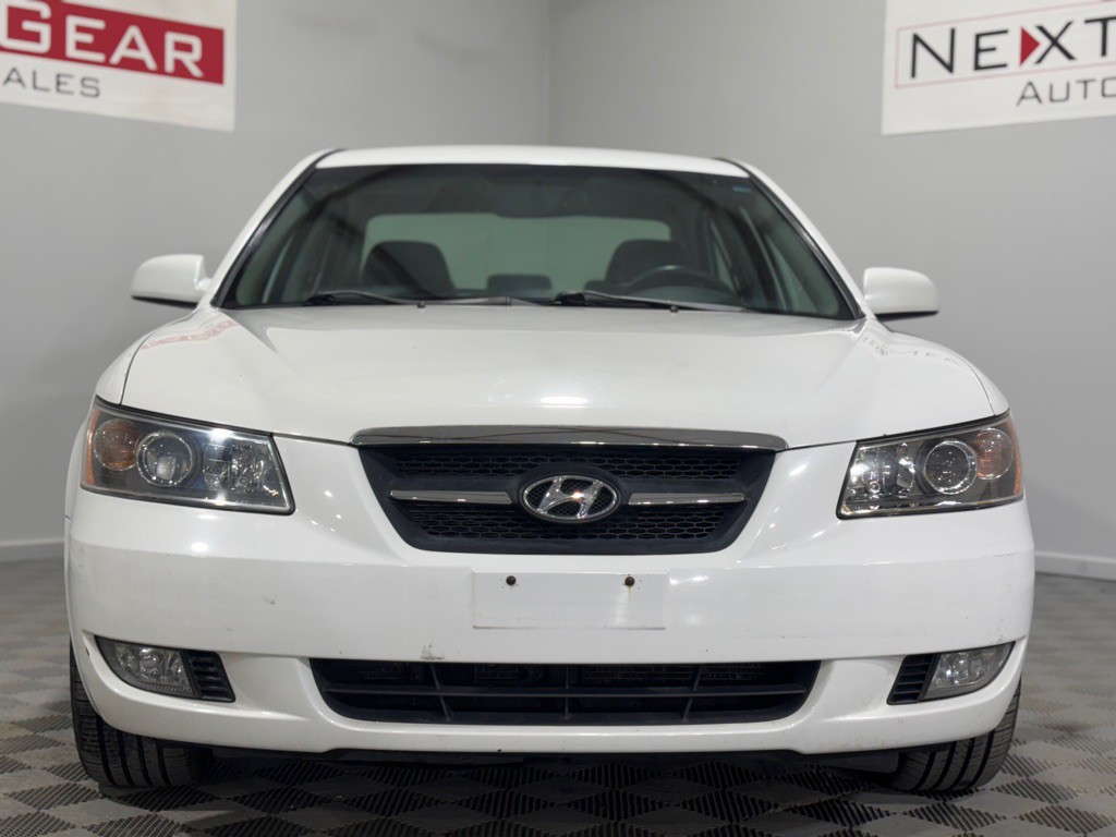 2008 Hyundai Sonata Image 4